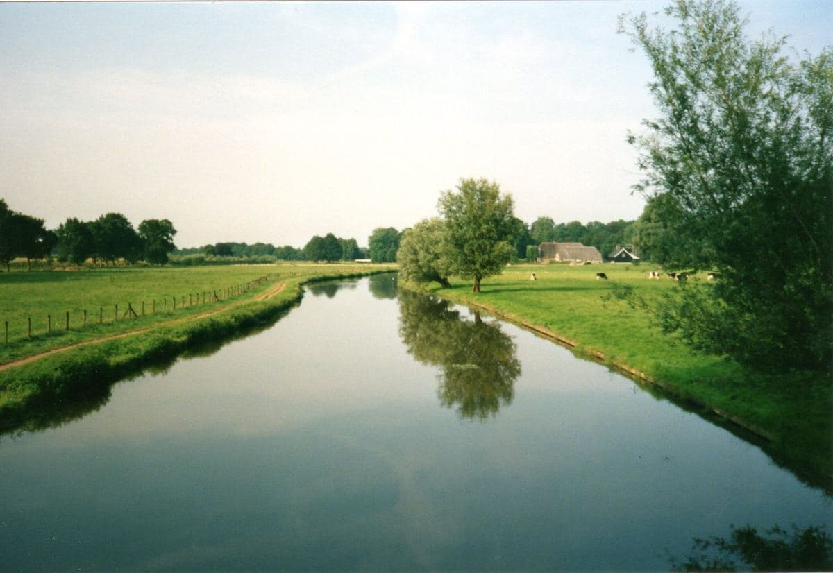 De Kromme Rijn in het groen buiten Utrecht, onderdeel van de buitenroute